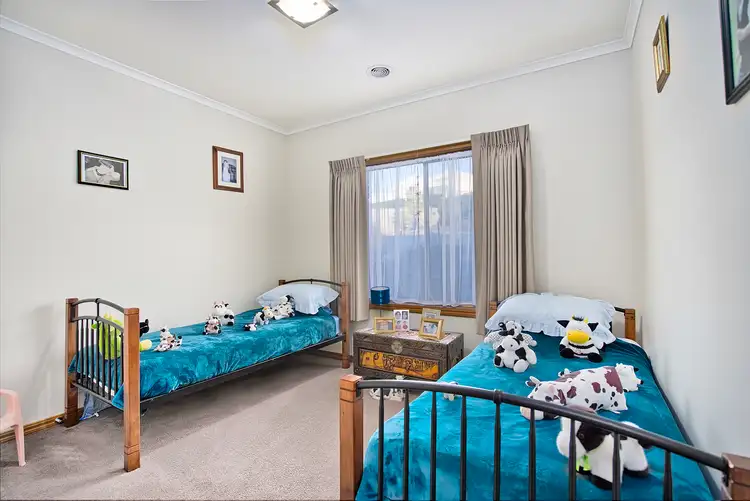 Fifth view of Homely house listing, 16 Whistler Close, Brown Hill VIC 3350