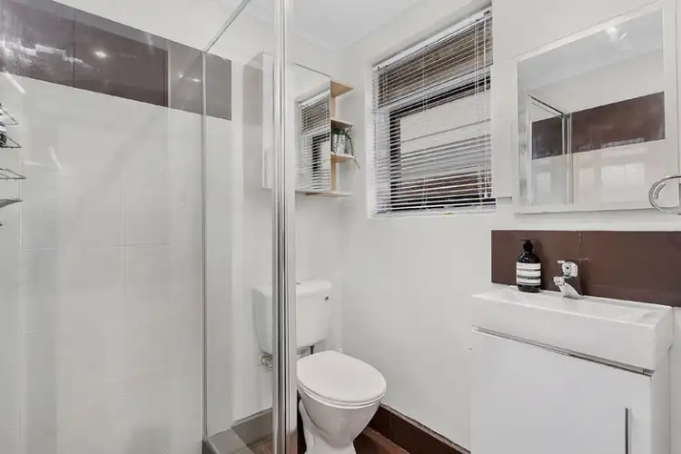 Third view of Homely apartment listing, 2/133 Booran Road, Caulfield South VIC 3162