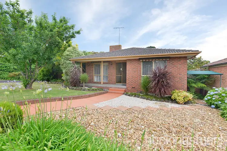 12 Royston Avenue, Berwick VIC 3806