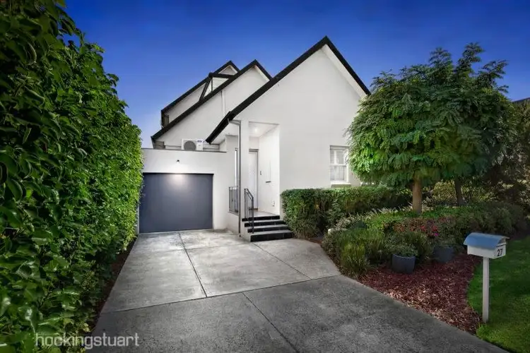 27 Yarraburn Close, Bentleigh East VIC 3165