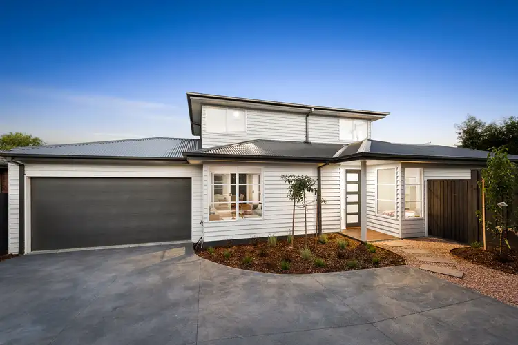 2/74 Henry Street, Greensborough VIC 3088
