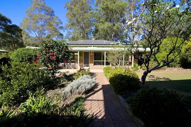 Third view of Homely house listing, 6 Hilldale Drive, Bolwarra Heights NSW 2320