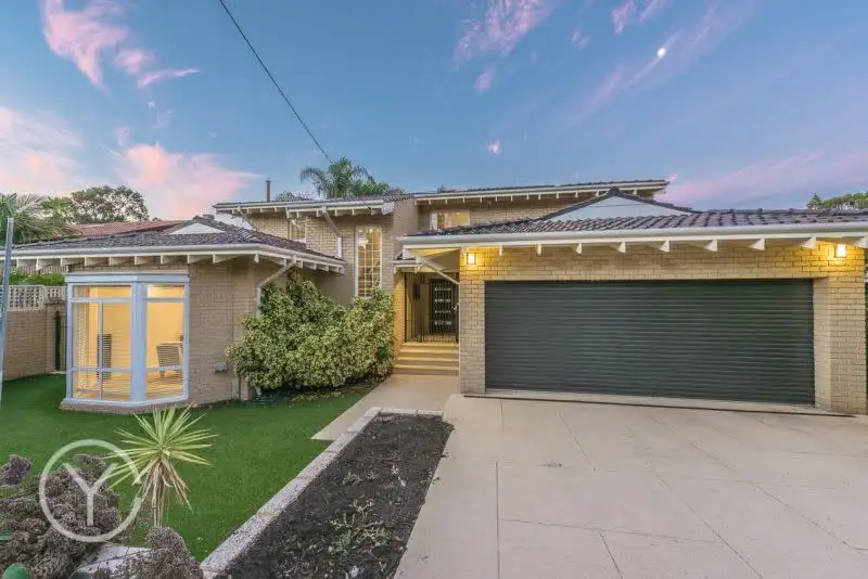 Main view of Homely house listing, 162 Empire Avenue, Wembley Downs WA 6019