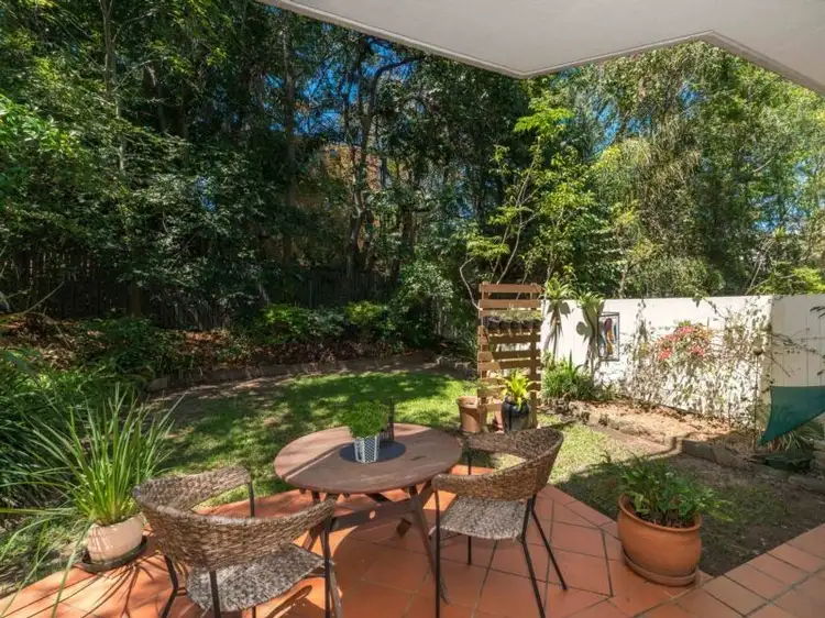 2/86 Musgrave Road, Indooroopilly QLD 4068