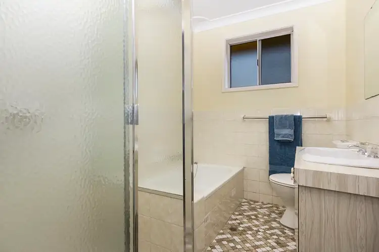 Fifth view of Homely house listing, 4 Rowe Pl, Greystanes NSW 2145