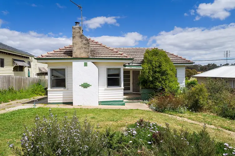 10 Roderick Street