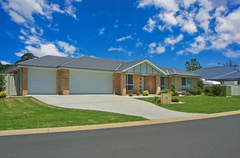 Main view of Homely house listing, 8 Banool Circuit, Bomaderry NSW 2541