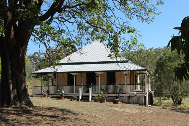 69 Mary Street, Blackstone QLD 4304