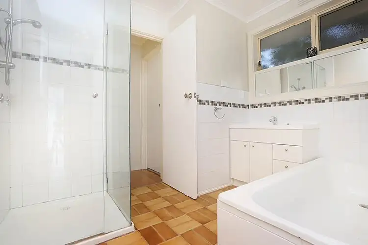 Sixth view of Homely house listing, 6 Glenmaggie Drive, St Albans VIC 3021