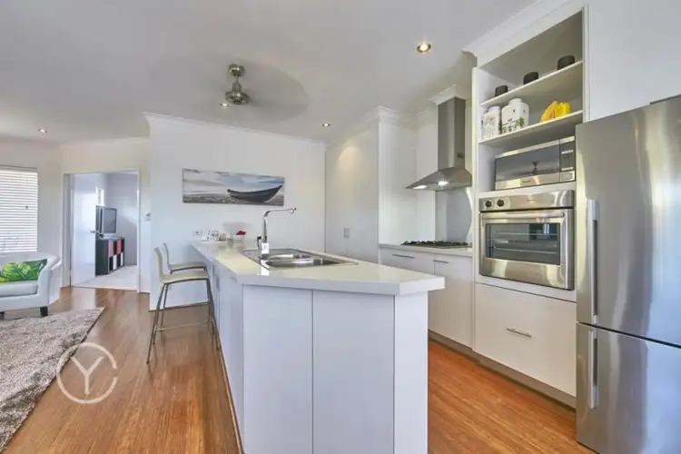 Fifth view of Homely house listing, 32 Maxwell Street, Beaconsfield WA 6162