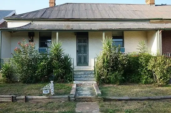 125 Clinton Street, Goulburn NSW 2580