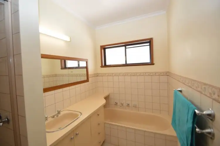 Sixth view of Homely house listing, 4 Willow Drive, Wangaratta VIC 3677