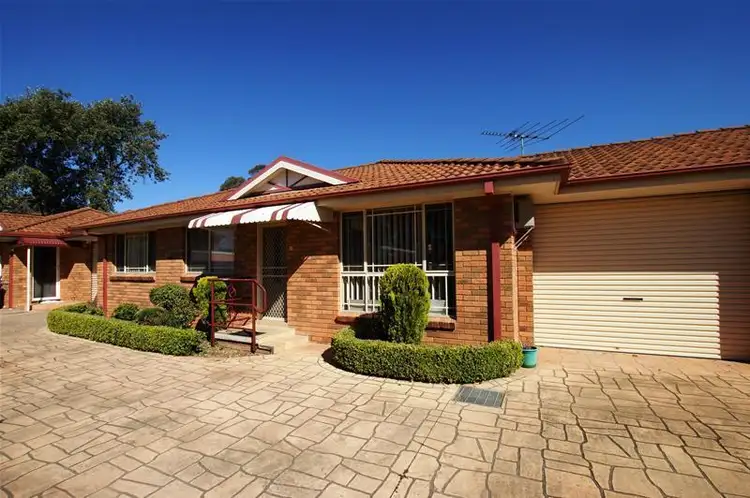 Main view of Homely villa listing, 2/114 Gibson Avenue, Padstow NSW 2211