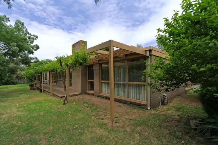 23 Wirra Mirra Drive, Wurruk VIC 3850
