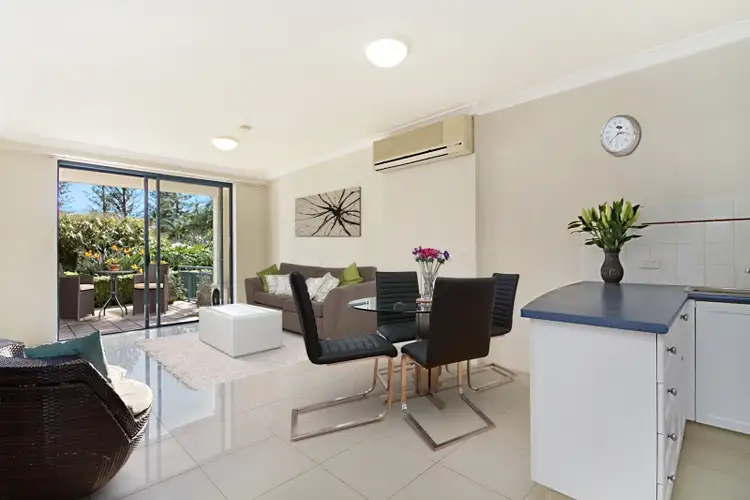 131/99 Griffith Street 'Calypso Plaza', Coolangatta QLD 4225