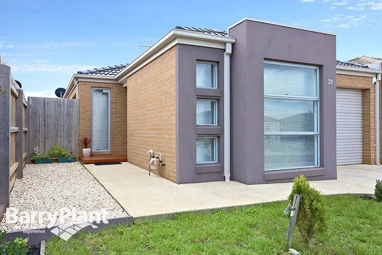 31 Lord Nolan Street, Kurunjang VIC 3337
