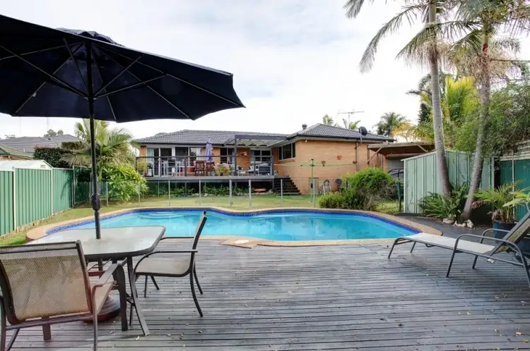 5 Charlotte Close, Lurnea NSW 2170