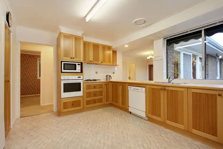 Sixth view of Homely house listing, 10 Banksia Court, Croydon South VIC 3136