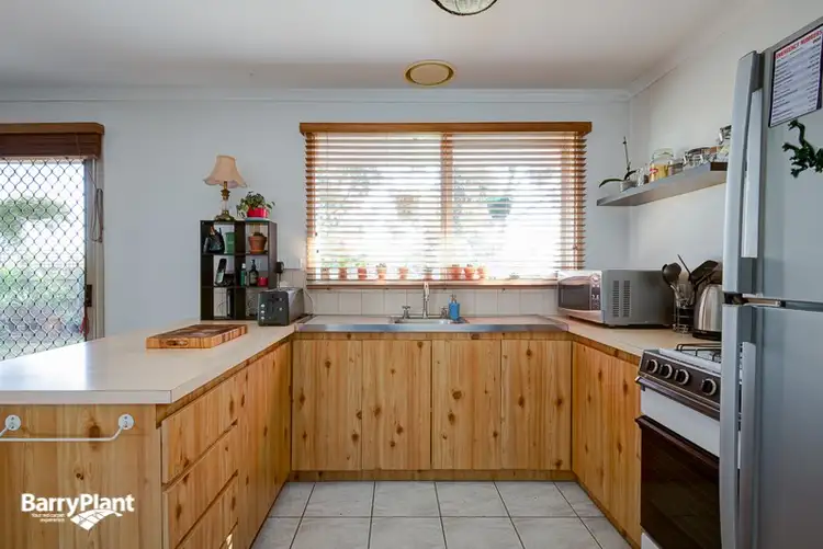 Seventh view of Homely house listing, 39 Willow Drive, Hampton Park VIC 3976