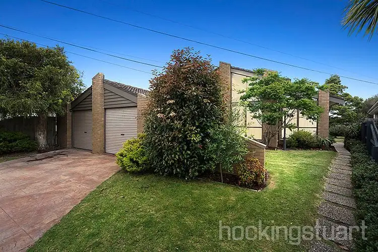 22 Balmoral Drive, Parkdale VIC 3195