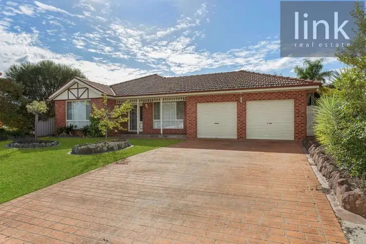 Main view of Homely house listing, 282 Bimbadeen Avenue, East Albury NSW 2640