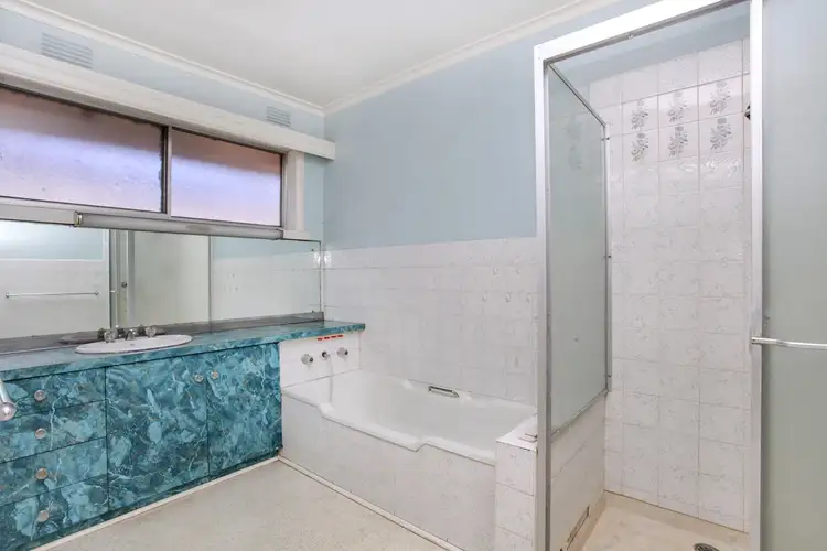 Sixth view of Homely house listing, 7 Dudley Court, Gladstone Park VIC 3043