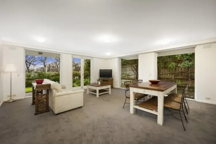2/1 Walsh Street, South Yarra VIC 3141