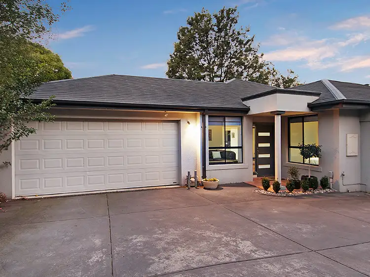 2/358 Middleborough Road, Blackburn VIC 3130