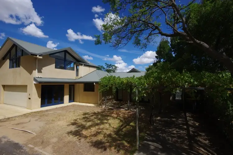 5 Ina Drive, Cowra NSW 2794