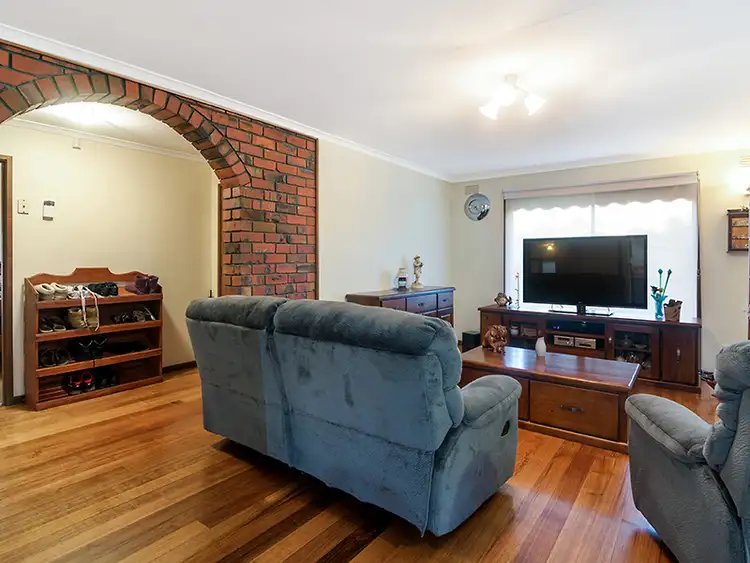 Sixth view of Homely house listing, 15 Huntingfield Drive, Hoppers Crossing VIC 3029