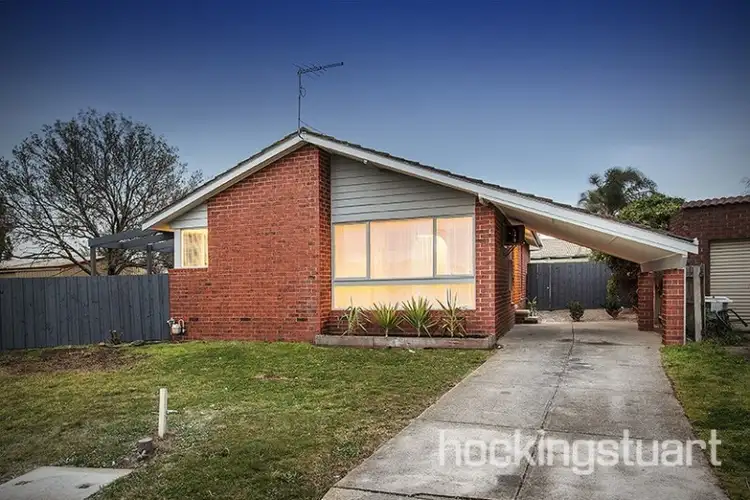 5 Windsor Place, Melton West VIC 3337