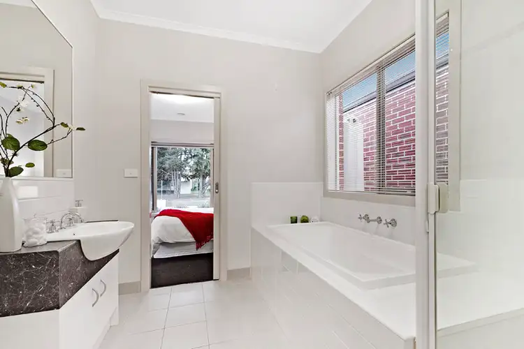 Sixth view of Homely unit listing, 76 Royal Road, Bonbeach VIC 3196