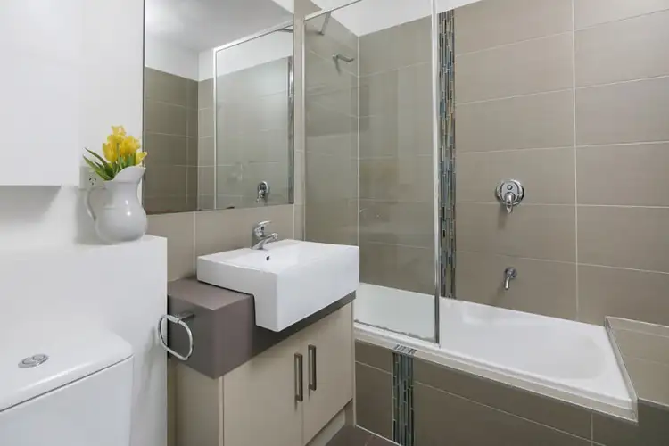 Fifth view of Homely apartment listing, 4/54 Emmaline Street, Northcote VIC 3070