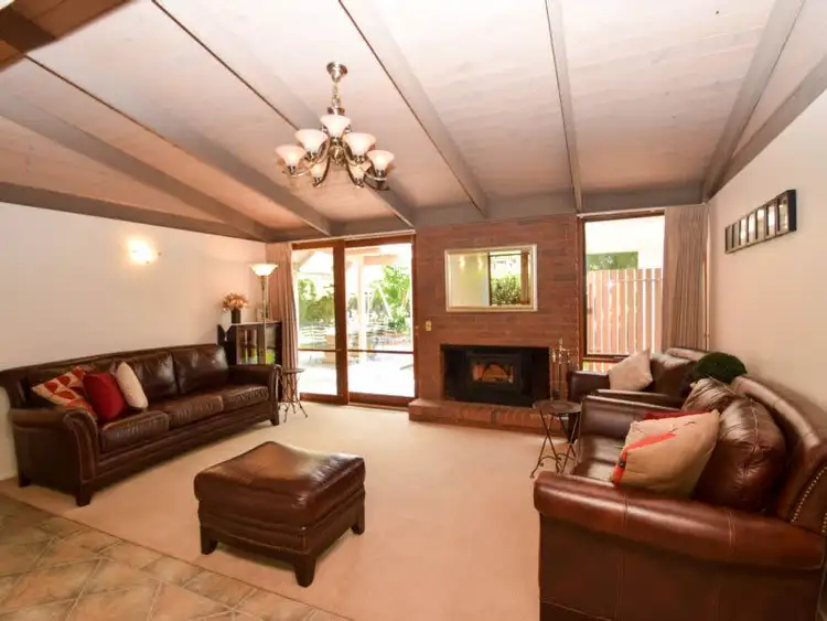 Second view of Homely house listing, 2 Albert Court, Wangaratta VIC 3677