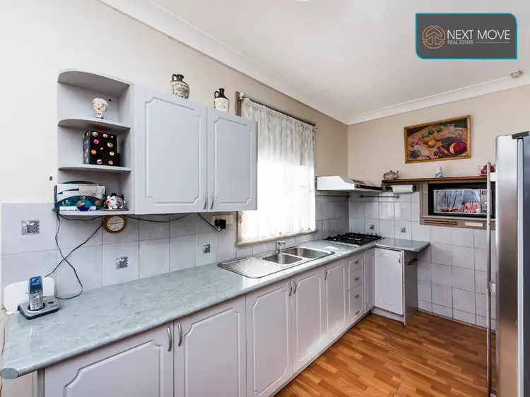 Fifth view of Homely house listing, 7 Cox Court, Willagee WA 6156