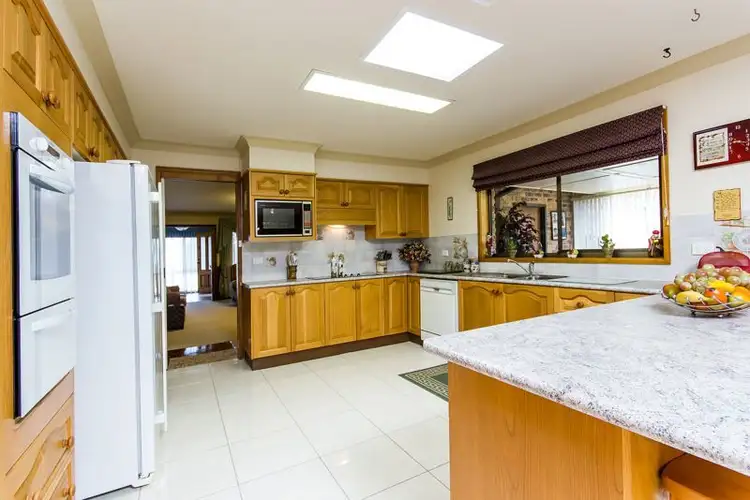 Fifth view of Homely house listing, 32 Welwin Crescent, Thornton NSW 2322
