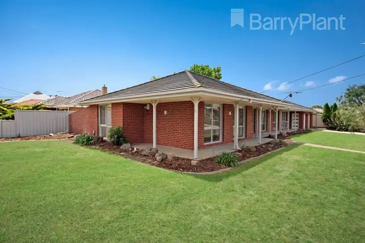 25 Wattle Avenue, Werribee VIC 3030