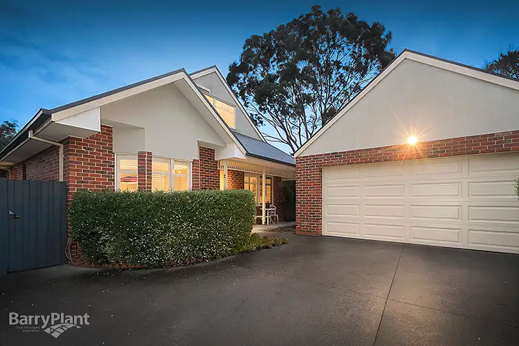 2/1 Esther Court, Mount Waverley VIC 3149