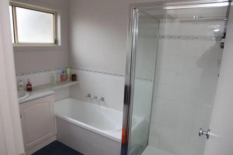 Fifth view of Homely house listing, 1 Adie Court, Strathfieldsaye VIC 3551