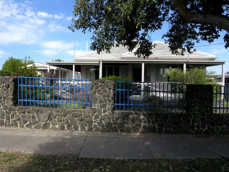 20 Mills Street, Maffra VIC 3860