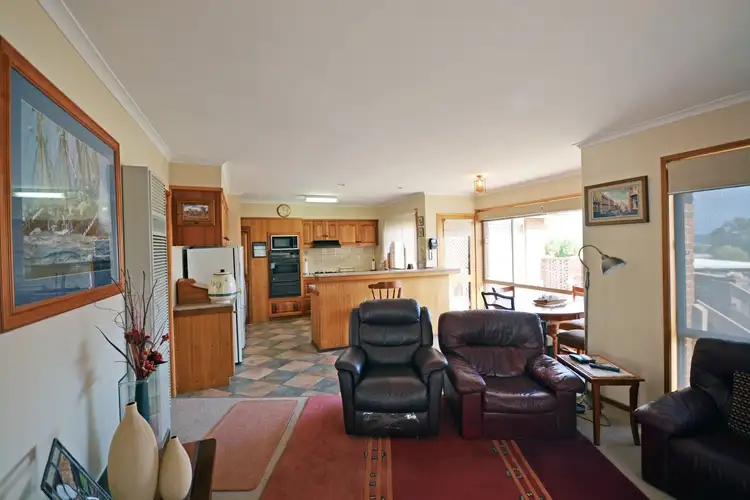 Fifth view of Homely house listing, 1 Carcoola Crescent, Portland VIC 3305