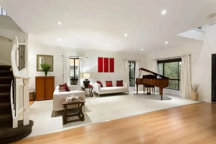 Second view of Homely house listing, 4 Kimberley Close, Eltham VIC 3095