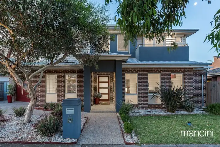 1A Myrtle Grove, Altona VIC 3018