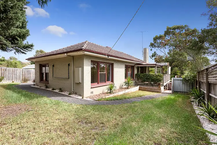 Fifth view of Homely house listing, 1 Kamarooka Drive, Wattle Glen VIC 3096
