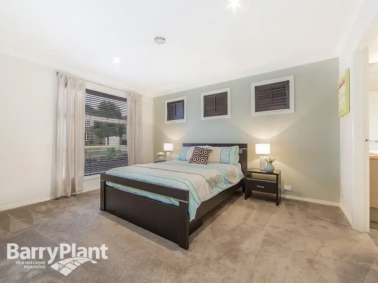 Fourth view of Homely house listing, 33 Dunbarrim Avenue, Cairnlea VIC 3023