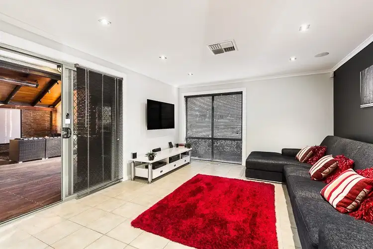 Fifth view of Homely house listing, 32 Daniel Court, Warranwood VIC 3134