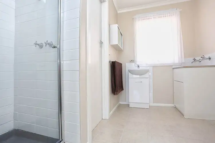 Fifth view of Homely apartment listing, 12/33 King Edward Avenue (Albion), Sunshine VIC 3020