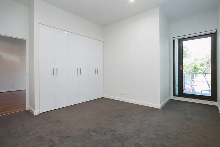 Sixth view of Homely apartment listing, 3/18 Bent Street, Kensington VIC 3031