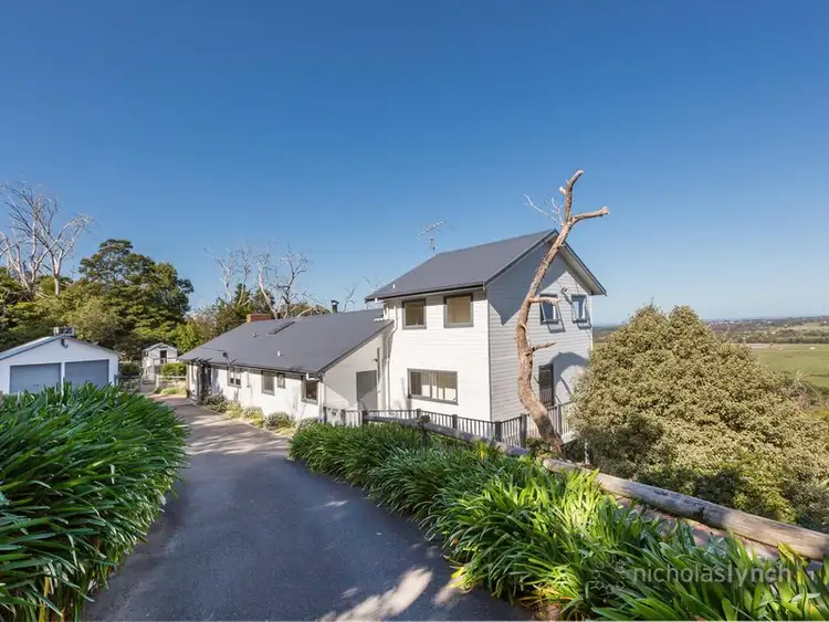 37 Two Bays Road, Mount Eliza VIC 3930