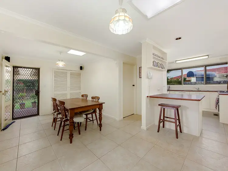 Sixth view of Homely house listing, 2 Bunya Drive, Albanvale VIC 3021